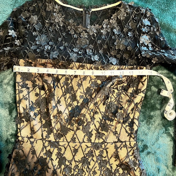 NWOT Tadashi Shoji Long Sleeve Lace Cocktail Dress in Black/Nude - Picture 5 of 9